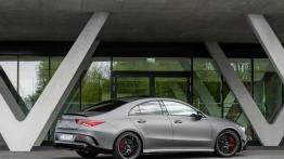 Mercedes-AMG CLA45 4MATIC+ - prawy bok