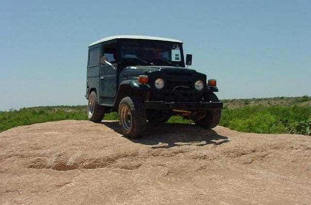 Słynny lądowy krążownik - Toyota Land Cruiser