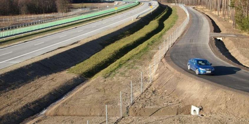 Autostrada, czy droga krajowa - bilans zysków i strat