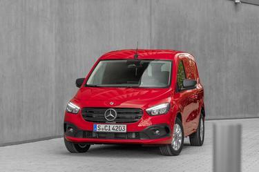 Mercedes Citan W420 Furgon - Dane techniczne