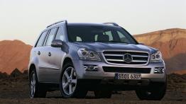 Mercedes Klasa GL - widok z przodu