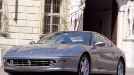 Ferrari 456 GT - widok z przodu