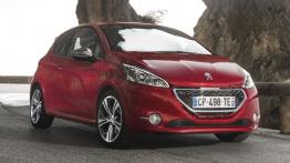 Peugeot 208 GTi - widok z przodu