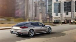 Porsche Panamera Turbo S po delikatnym liftingu