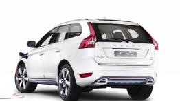 Volvo XC60 Plug-In Hybrid - widok z tyłu