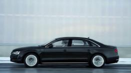 Audi A8 L Hybrid - lewy bok