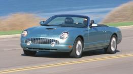 Ford Thunderbird - widok z przodu