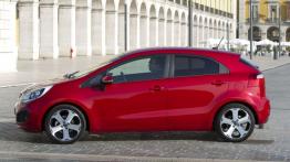 Kia Rio 2011 Hatchback 5d - lewy bok