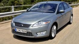 Ford Mondeo 2007 5d - widok z przodu