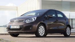 Kia Rio 2011 Hatchback 5d - lewy bok