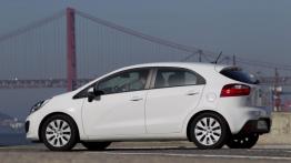 Kia Rio 2011 Hatchback 5d - lewy bok