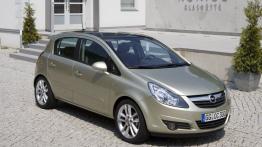 Opel Corsa Hatchback 5D - widok z przodu