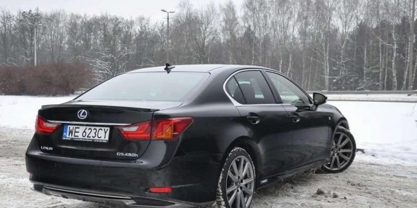 Lexus GS 450h - luksus przez duże L