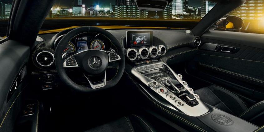 Jeszcze jeden kabriolet z rodziny Mercedes-AMG GT