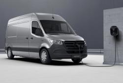 Mercedes Sprinter IV (W907/W910) e-Furgon Standardowy