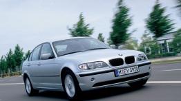 BMW Seria 3 E46 Sedan - widok z przodu