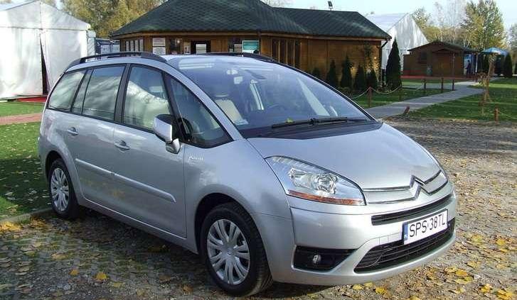 Słoneczny mini van - Citroen C4