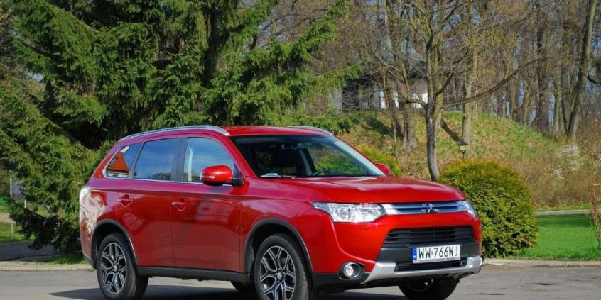 Mitsubishi Outlander FL - korzystna kosmetyka