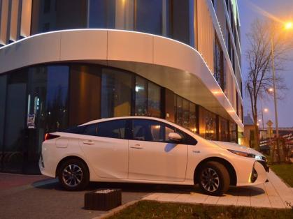 #Toyota #Prius #Plugin #hybrid #zagadka