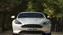 Aston Martin DB9 Facelifting Coupe - widok z przodu