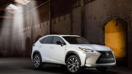 Lexus NX - kompaktowy SUV debiutuje w Pekinie