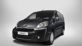 Toyota ProAce - widok z przodu