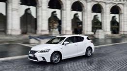 Odświeżony Lexus CT 200h zadebiutuje w Genewie