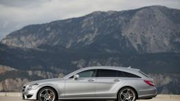 Mercedes CLS 63 AMG Shooting Brake - lewy bok