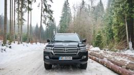 Toyota Land Cruiser V8 - auto z półki wyższej niż inne