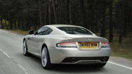 Aston Martin DB9 Facelifting Coupe - widok z tyłu