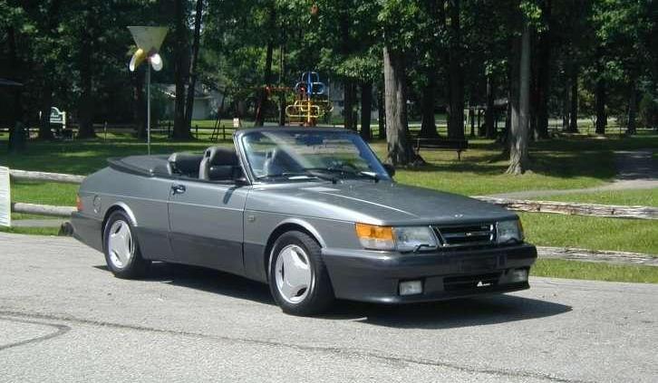 Kabriolet dopracowany do perfekcji - Saab 900