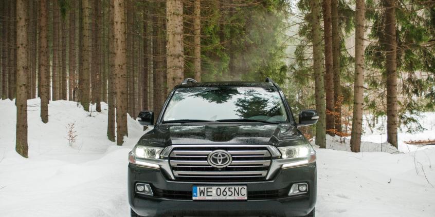 Toyota Land Cruiser V8 - auto z półki wyższej niż inne