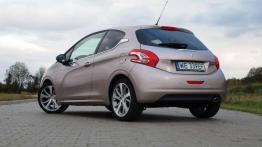 Peugeot 208 1.6 VTI Allure - nowość z charakterem