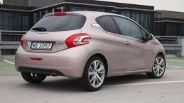 Peugeot 208 1.6 VTI Allure - nowość z charakterem