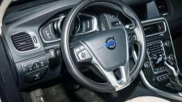 Volvo V60 2.4 D6 Plug-in Hybrid 283 KM - ekologiczny Szwed