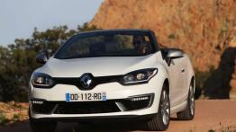 Renault Megane CC po lekkiej kuracji odświeżającej