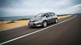 Toyota Auris II Hatchback 5d Diesel - lewy bok