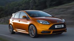 Ford Focus ST Concept - widok z przodu