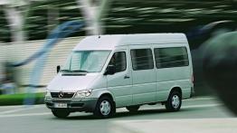 Mercedes Sprinter - widok z przodu