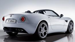 Alfa Romeo 8C Spider - prawy bok