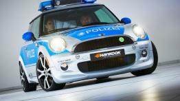 Mini E Police AC Schnitzer - widok z przodu