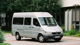 Mercedes Sprinter - widok z przodu