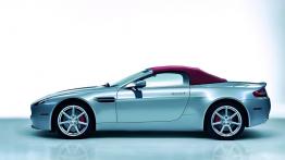 Aston Martin V8 Vantage Roadster - lewy bok