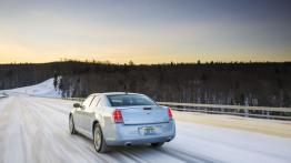 Chrysler 300 Glacier - widok z tyłu