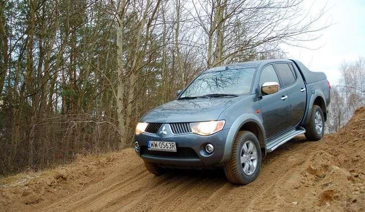 Mitsubishi L200 - farmer w mieście