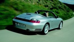 Porsche 911 Carrera 4S Cabriolet - widok z tyłu