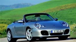 Porsche 911 Carrera 4S Cabriolet - widok z przodu