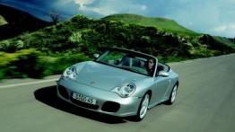 Porsche 911 Carrera 4S Cabriolet - widok z przodu