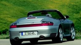 Porsche 911 Carrera 4S Cabriolet - widok z tyłu