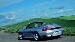 Porsche 911 Carrera 4S Cabriolet - widok z tyłu